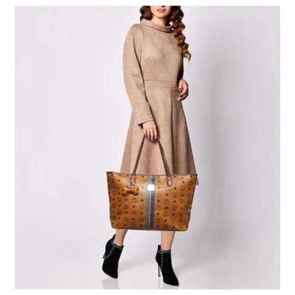 SOLD***Authentic MCM Visetos Striped Shopper Tote Bag Brown - Picture 3 of 15